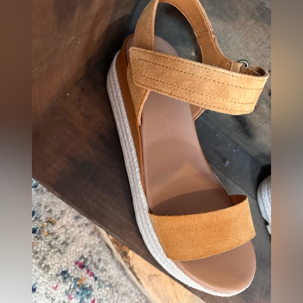 Sorel Cameron Flatform Sandal Canyon Gold